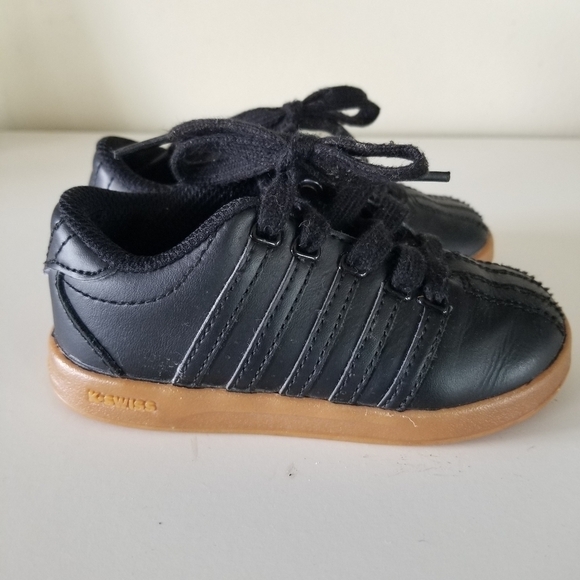K-Swiss | Classic Varsity Sneakers - Picture 1 of 8